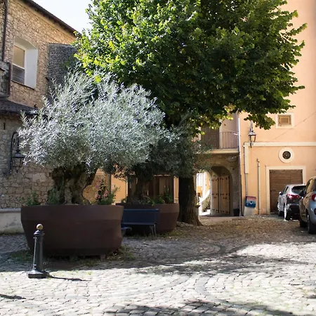 La Casa Di *